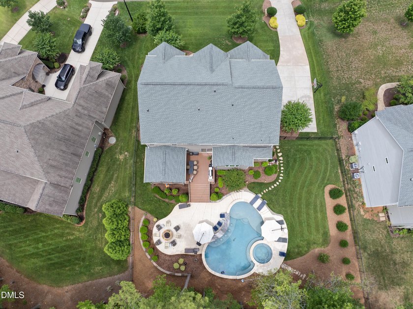 Showings Begin 7/18!!! Coming soon in Hasentree: 8108 Fergus - photo 2