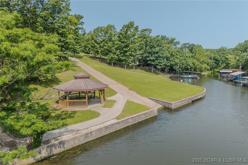 ABSOLUTELY GEORGOUS lake front building lot that is just over - photo 32