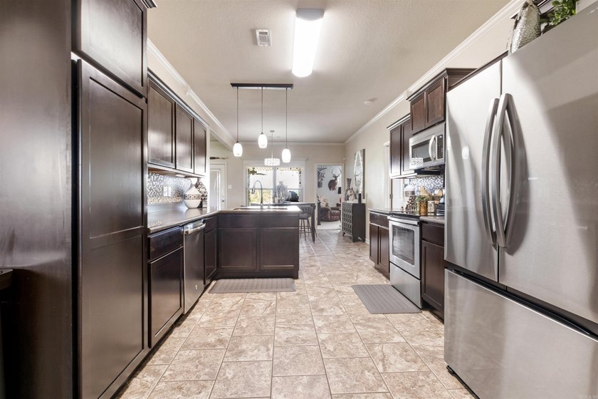 Your own slice of country paradise awaits! Nestled on 1.49 - photo 14