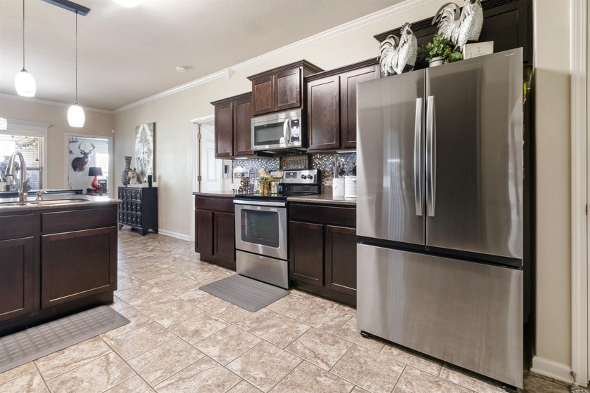 Your own slice of country paradise awaits! Nestled on 1.49 - photo 15