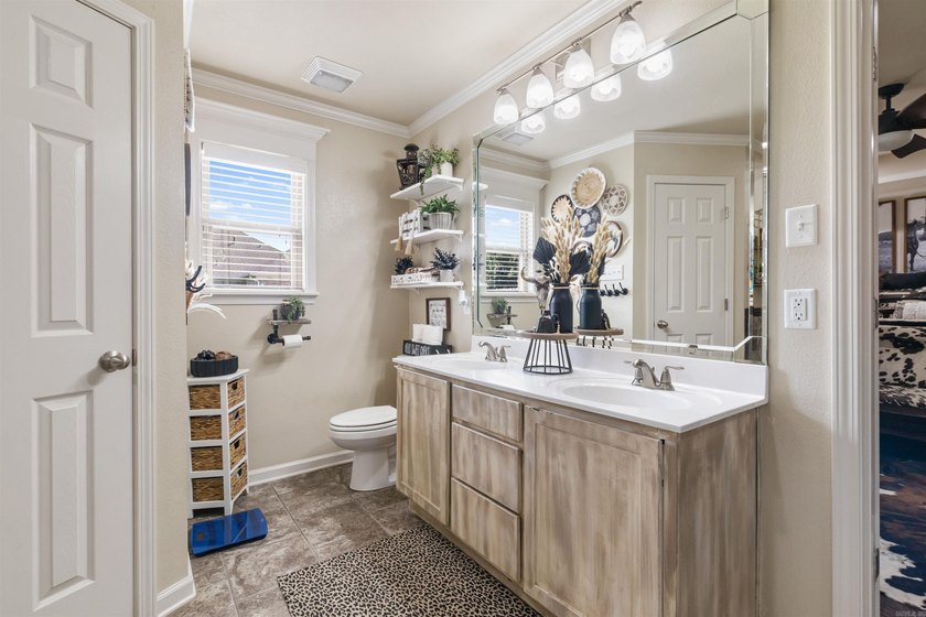 Your own slice of country paradise awaits! Nestled on 1.49 - photo 24