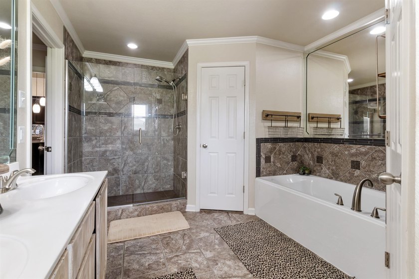 Your own slice of country paradise awaits! Nestled on 1.49 - photo 26