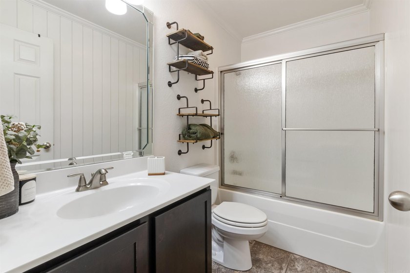 Your own slice of country paradise awaits! Nestled on 1.49 - photo 29