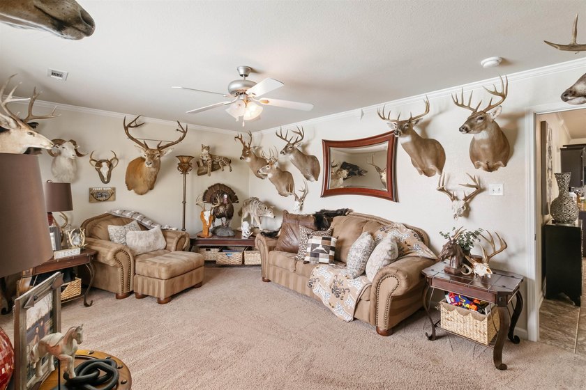 Your own slice of country paradise awaits! Nestled on 1.49 - photo 34
