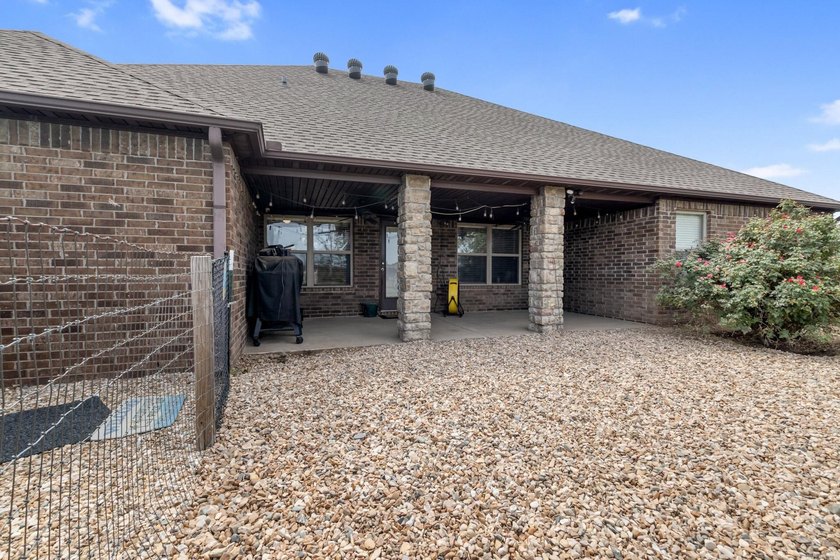 Your own slice of country paradise awaits! Nestled on 1.49 - photo 37