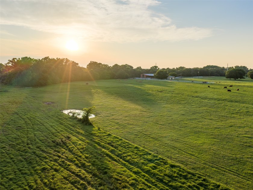 Rarely does a ranch of this caliber come to market. This 192+/- - photo 3