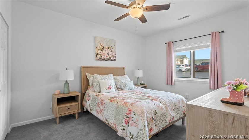 Welcome to lake life made easy at Cedar Heights in Camdenton! - photo 34