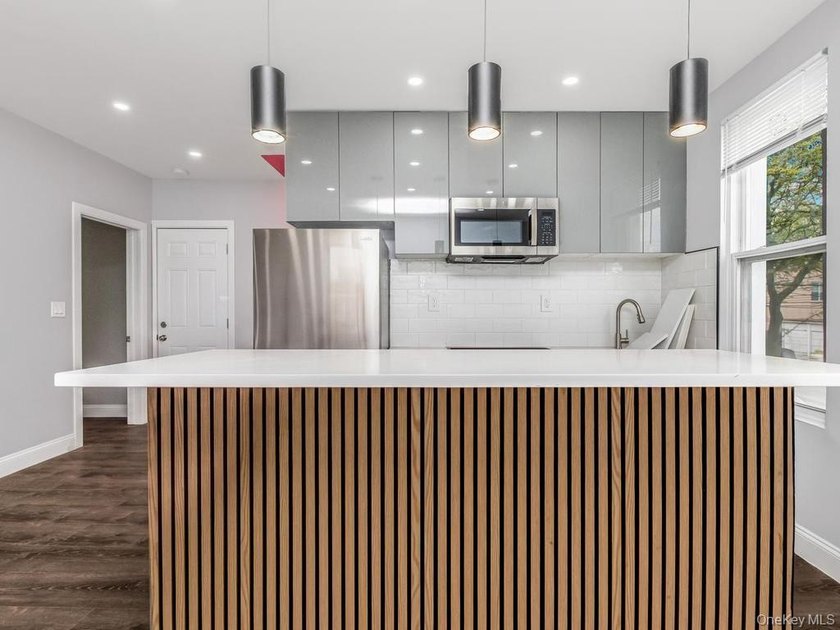 Welcome to 1217 Havemeyer Avenue. This beautifully renovated - photo 12