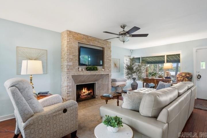 Location, location, location, this beautiful finished lake condo - photo 13