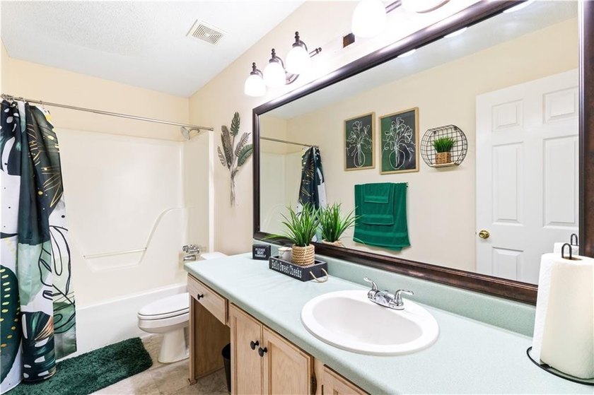Welcome to the gated community of Spring Lake in West Mobile! - photo 20