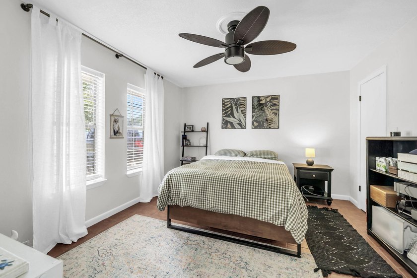Perfectly positioned in the heart of Destin, this charming - photo 25
