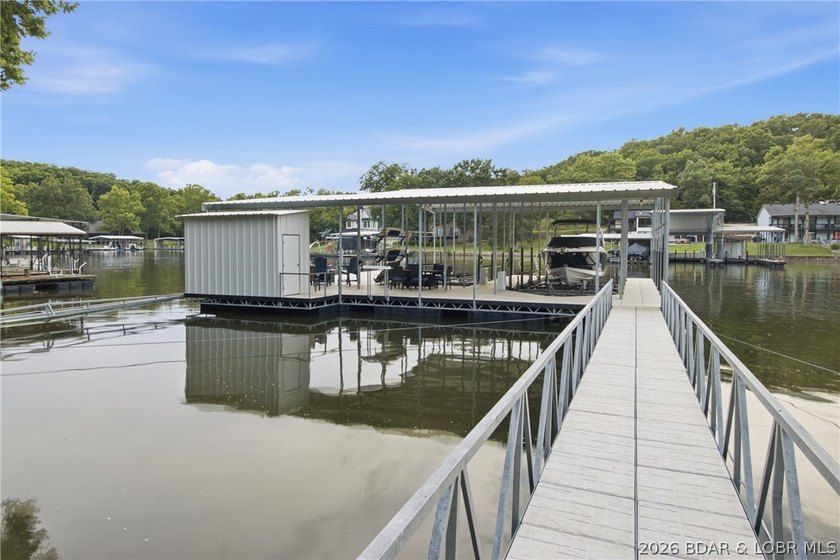 Lake life doesn't get much better than this! Nestled in one of - photo 32