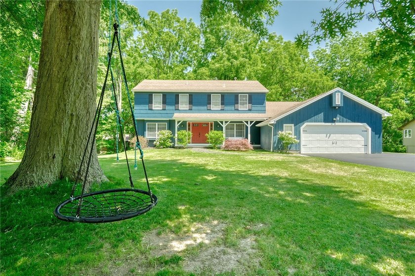 Welcome to this absolutely stunning, meticulously maintained - photo 49