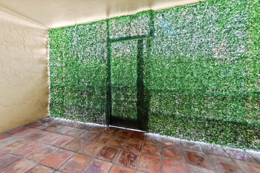 Stylishly updated 2-bedroom, 1.5-bathroom corner unit in the - photo 31