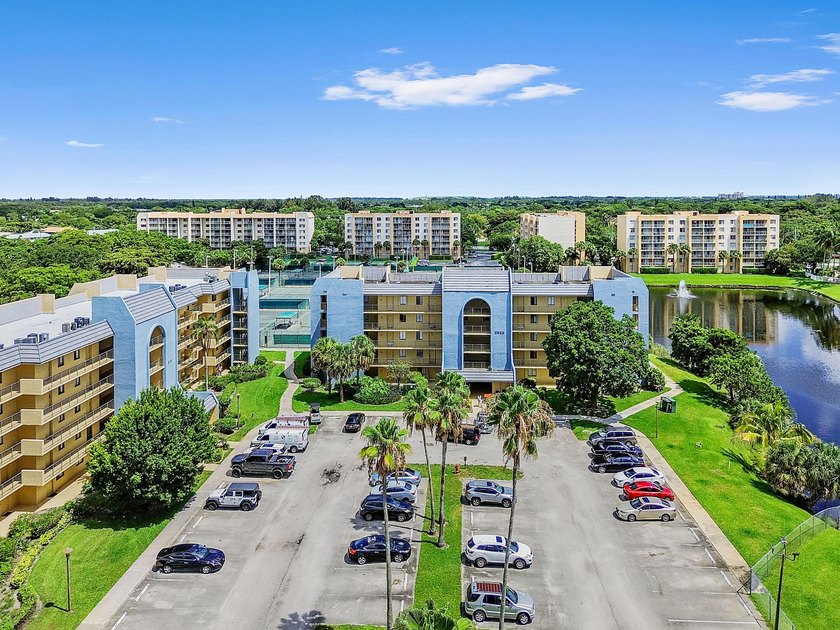 Stylishly updated 2-bedroom, 1.5-bathroom corner unit in the - photo 35