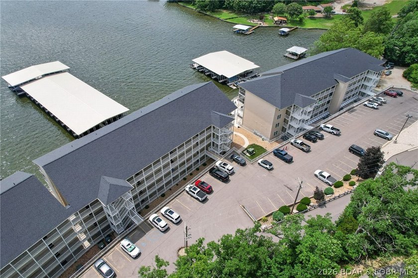 Lake front life never looked so good! Check out this 3 bedroom 2 - photo 39