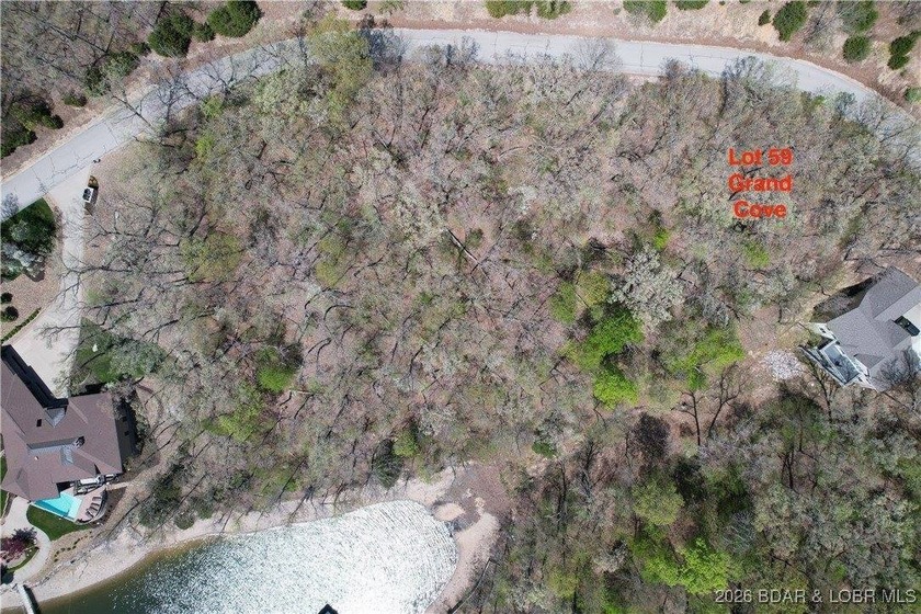 Feels like lakefront without the price! Spacious Lake view lot - photo 3