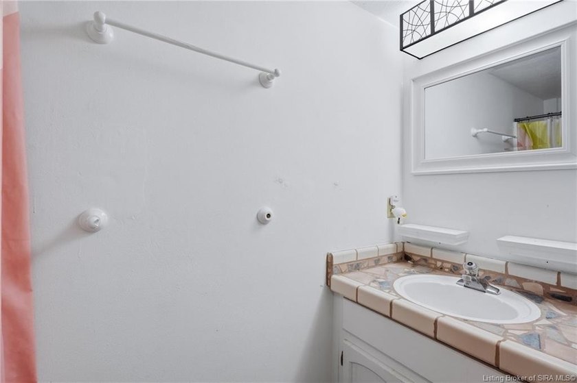 Price Reduced &amp; Motivated Sellers! Welcome to your slice of - photo 24