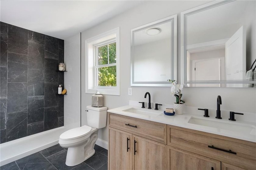 Construction complete! Built with quality craftsmanship and - photo 20