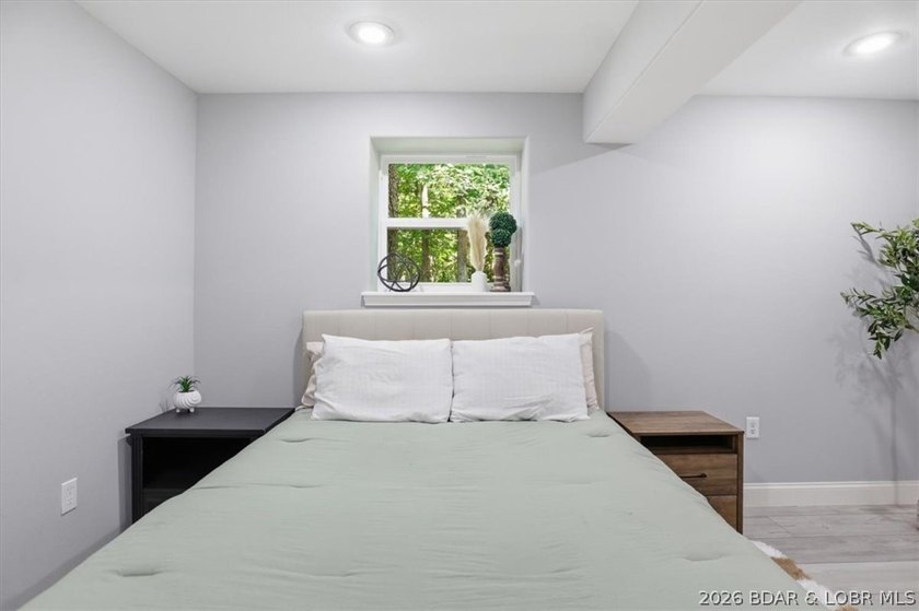 Experience the perfect combination of comfort and space in this - photo 37