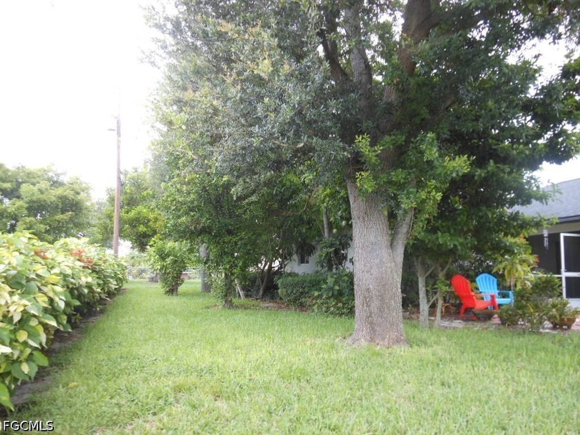 Welcome to 1236 Everest Pkwy, Cape Coral, FL 33904-a beautifully - photo 50