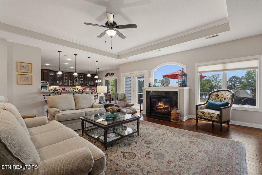 Some homes are beautiful. Others are rare. This one is a true - photo 15