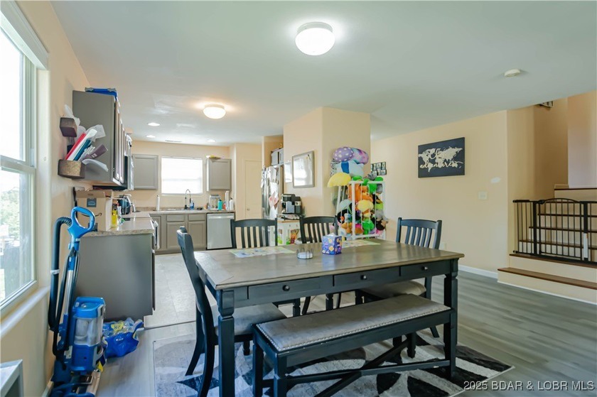 Welcome to 135 Primrose Lane in Camdenton! This beautifully - photo 9