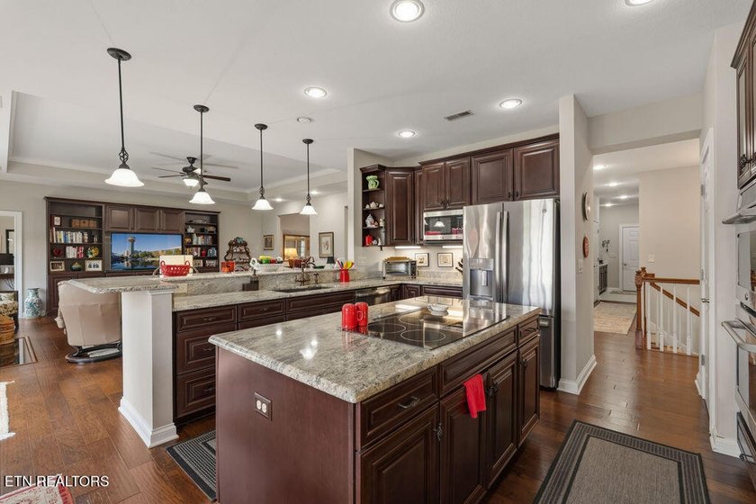 Some homes are beautiful. Others are rare. This one is a true - photo 19