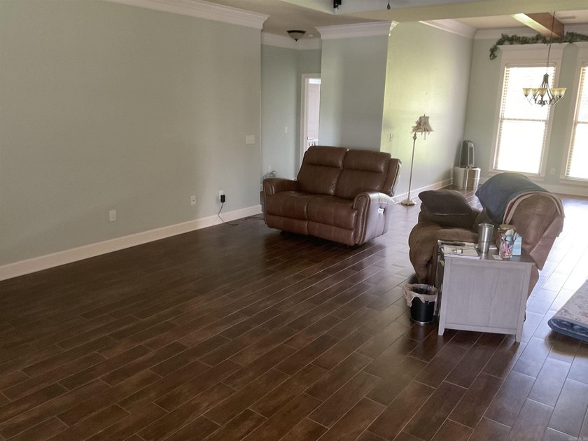 Seller Motivated !!! Each bedroom has it's own bathroom !! - photo 15
