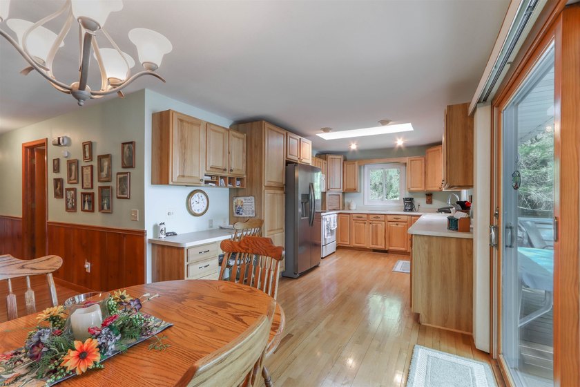 Rare opportunity on highly sought-after Long Lake in Waushara - photo 15