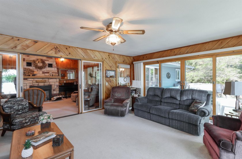 Rare opportunity on highly sought-after Long Lake in Waushara - photo 24