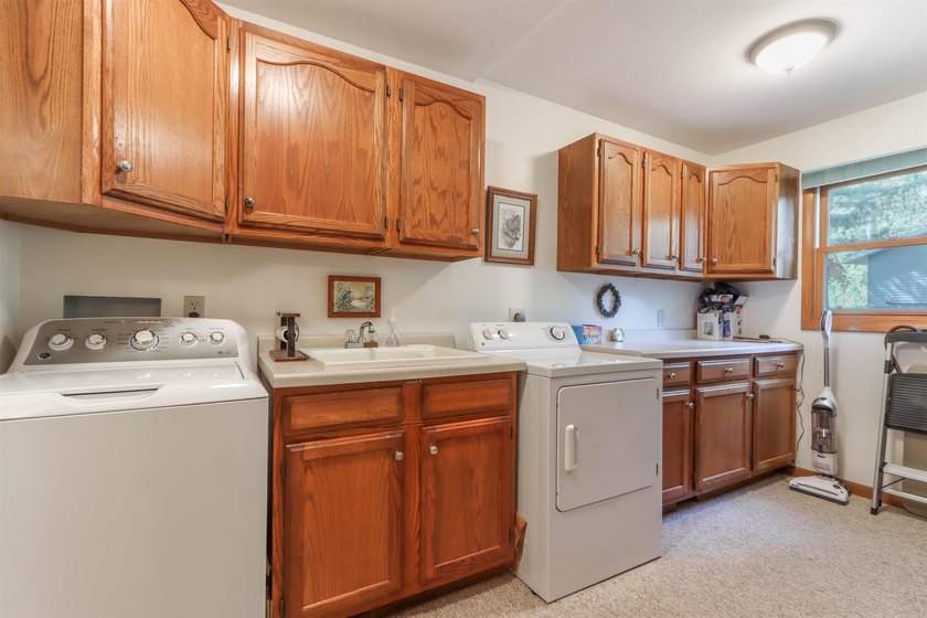 Rare opportunity on highly sought-after Long Lake in Waushara - photo 29