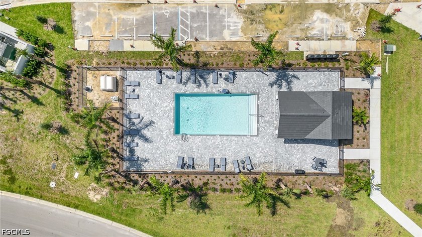 Luxury meets leisure in this turnkey upper-level bundled golf - photo 33