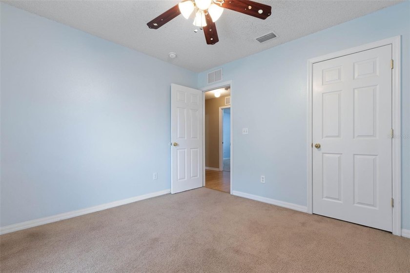 Virtually Staged. SPACIOUS 4BR + FLEX ROOM, FIREPLACE &amp; FULLY - photo 33