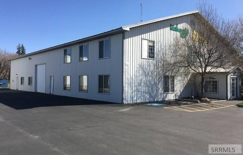 Venture One Properties offers 23,916 SF on 1.869 acres in the - photo 2