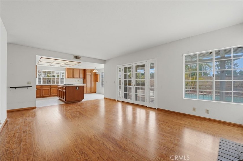Welcome to this beautiful four-bedroom, three-bathroom home with - photo 26