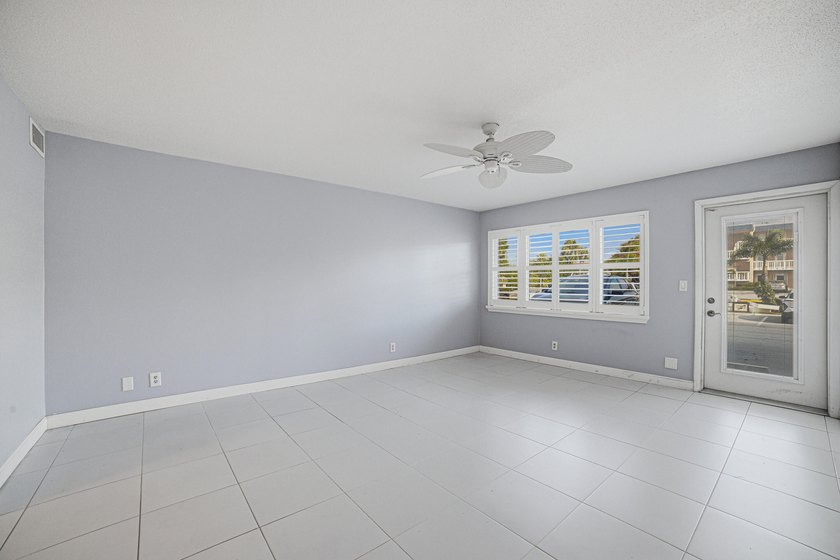 Motivated Seller! BOATERS DREAM for only $2/foot!! Intracoastal - photo 11