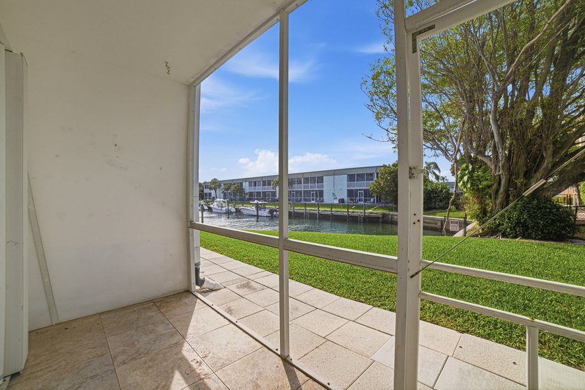 Motivated Seller! BOATERS DREAM for only $2/foot!! Intracoastal - photo 32