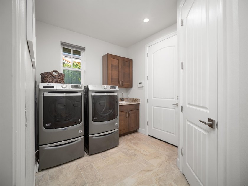 Also listed under Condominium MLS# 408082. Welcome to Hokulani - photo 32