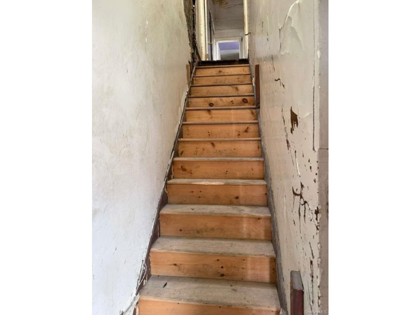 Duplex property in Brooklyn offering a great opportunity for - photo 8