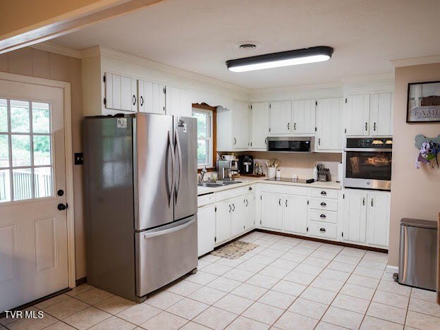 Check out this well-maintained split-foyer home offering 2,032 - photo 31