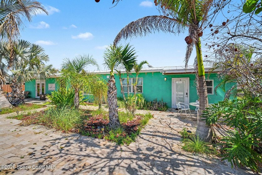 PHENOMENAL INVESTMENT OPPORTUNITY ONLY A FEW STEPS TO THE - photo 3
