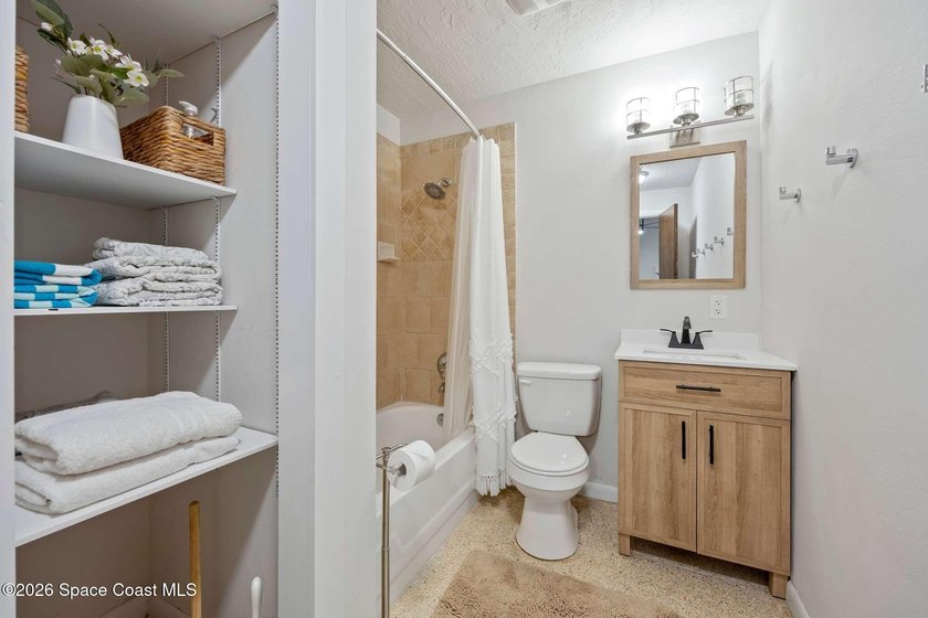 PHENOMENAL INVESTMENT OPPORTUNITY ONLY A FEW STEPS TO THE - photo 10