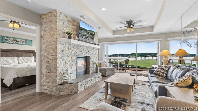 Lake life feels effortless at Emerald Bay. This 3-bedroom - photo 19