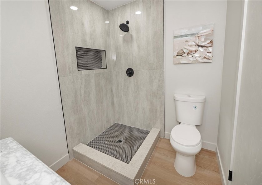Welcome to 1312 Fairplain Avenue in North Whittier, a - photo 41