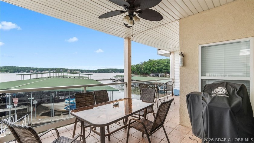 Lake life feels effortless at Emerald Bay. This 3-bedroom - photo 44