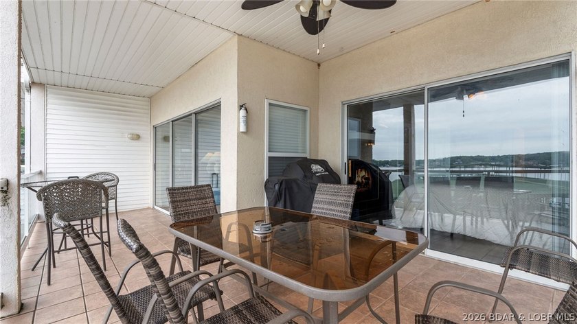 Lake life feels effortless at Emerald Bay. This 3-bedroom - photo 45