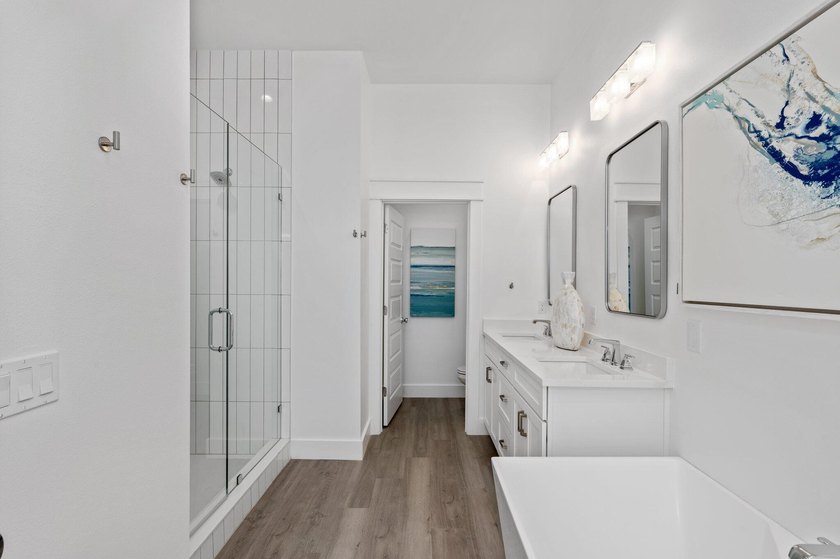 Short term rental powerhouse featuring a brand new 2024 build - photo 37