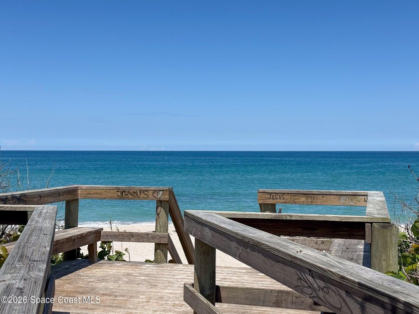 Live the Florida Coastal Lifestyle in the Heart of Indialantic - photo 8