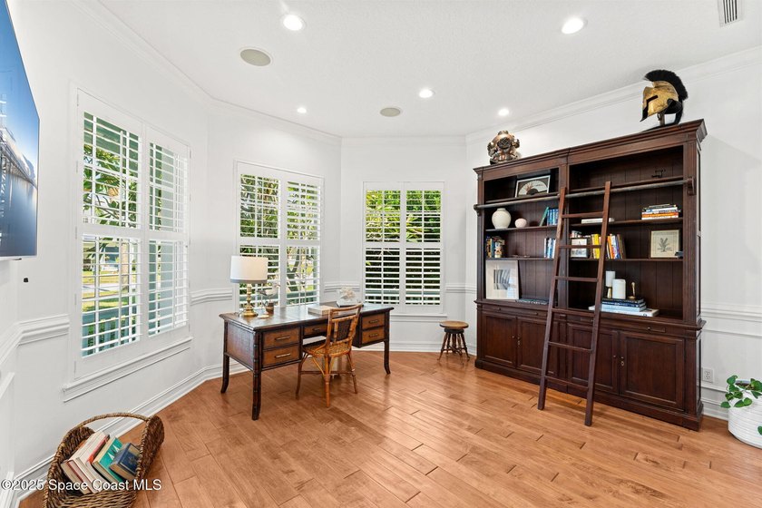 Experience luxury living in Melbourne Beach! This stunning 4,326 - photo 8